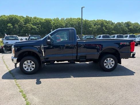 Used 2024 Ford F350 XLT w/ FX4 Off-Road Package AWD/4WD image 2