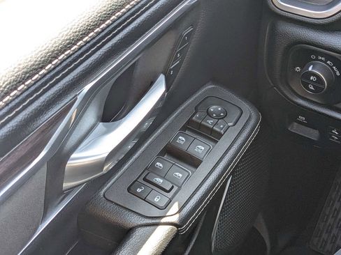 Used 2026 RAM 1500 Laramie AWD/4WD image 21