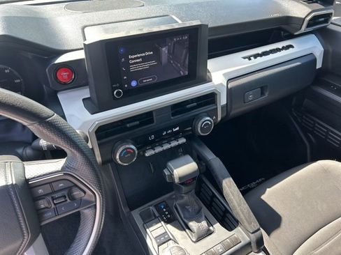 Used 2024 Toyota Tacoma TRD Off-Road AWD/4WD image 30