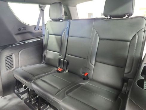 Used 2021 GMC Yukon XL Denali w/ Denali Premium Package image 39