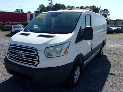 Used 2016 Ford Transit 250 130 Low Roof w/ Exterior Upgrade Package RWD image 3
