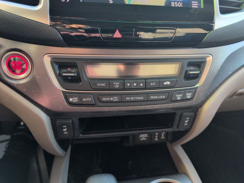 Used 2018 Honda Pilot EX-L image 22