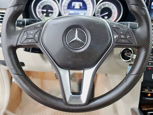 Used 2016 Mercedes-Benz E 350 4MATIC Wagon w/ Premium Package image 13