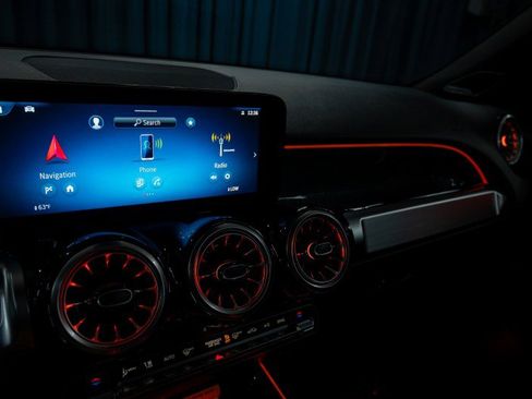 New 2026 Mercedes-Benz GLB 35 AMG AMG® 35 4MATIC® SUV image 20