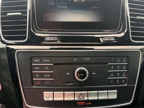 Used 2017 Mercedes-Benz GLS 450 4MATIC image 19