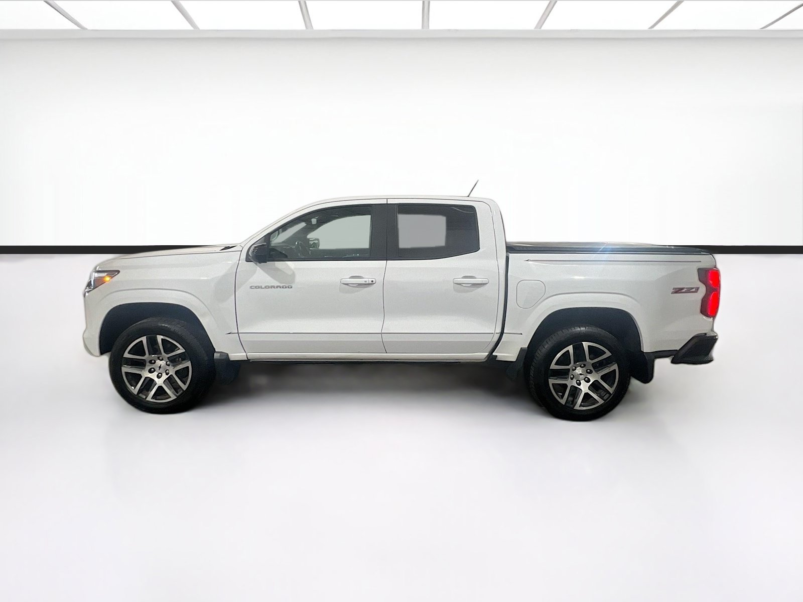 Used 2023 Chevrolet Colorado Z71 w/ Z71 Convenience Package 2 AWD/4WD image 24