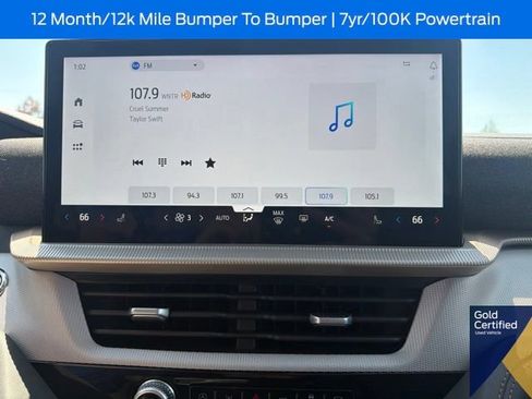 Used 2025 Ford Explorer Active RWD image 32