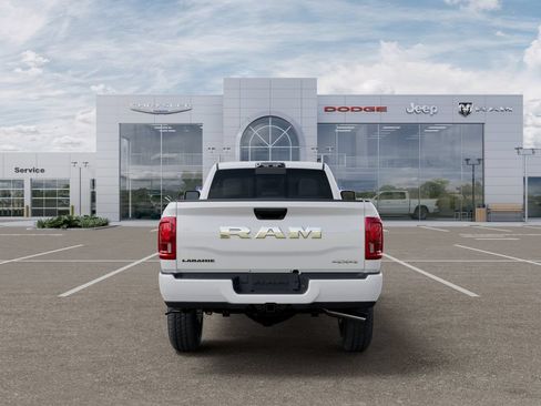 New 2026 RAM 2500 Laramie AWD/4WD image 8