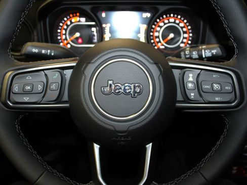 New 2026 Jeep Wrangler Unlimited Rubicon image 11