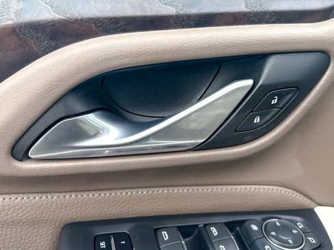 Certified 2022 GMC Yukon Denali image 19