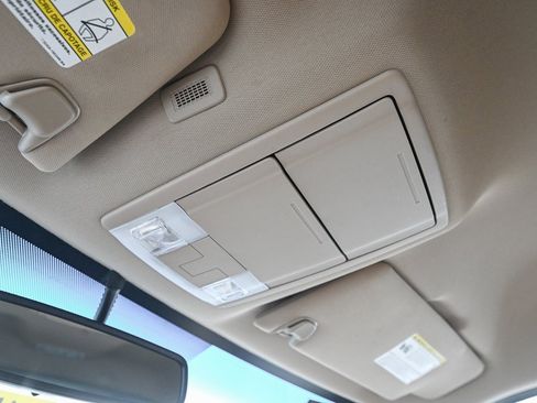 Used 2011 Ford F150 XLT w/ XLT Convenience Pkg image 37