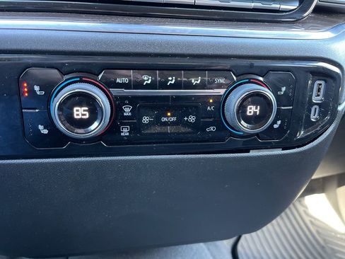 Used 2024 Chevrolet Silverado 1500 LT image 12