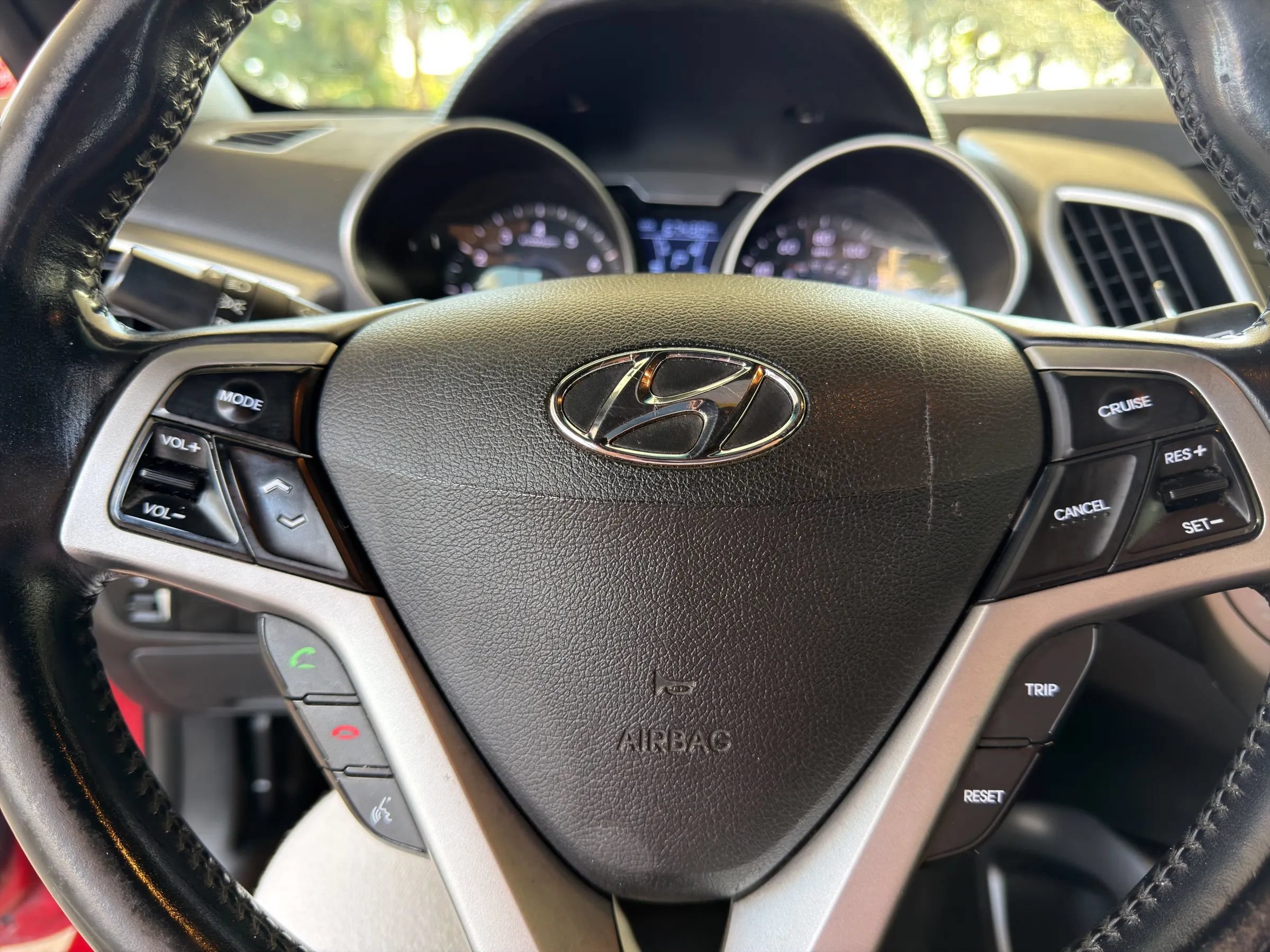 Used 2016 Hyundai Veloster w/ Option Group 02 FWD image 28