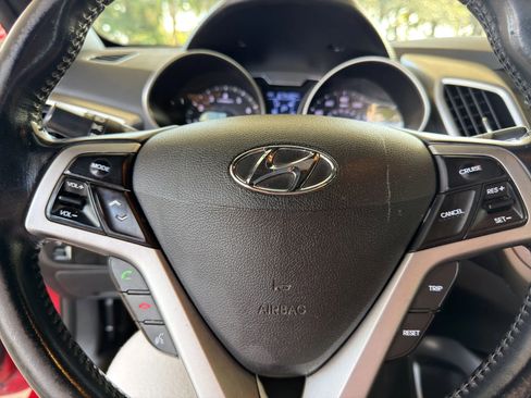 Used 2016 Hyundai Veloster w/ Option Group 02 image 28