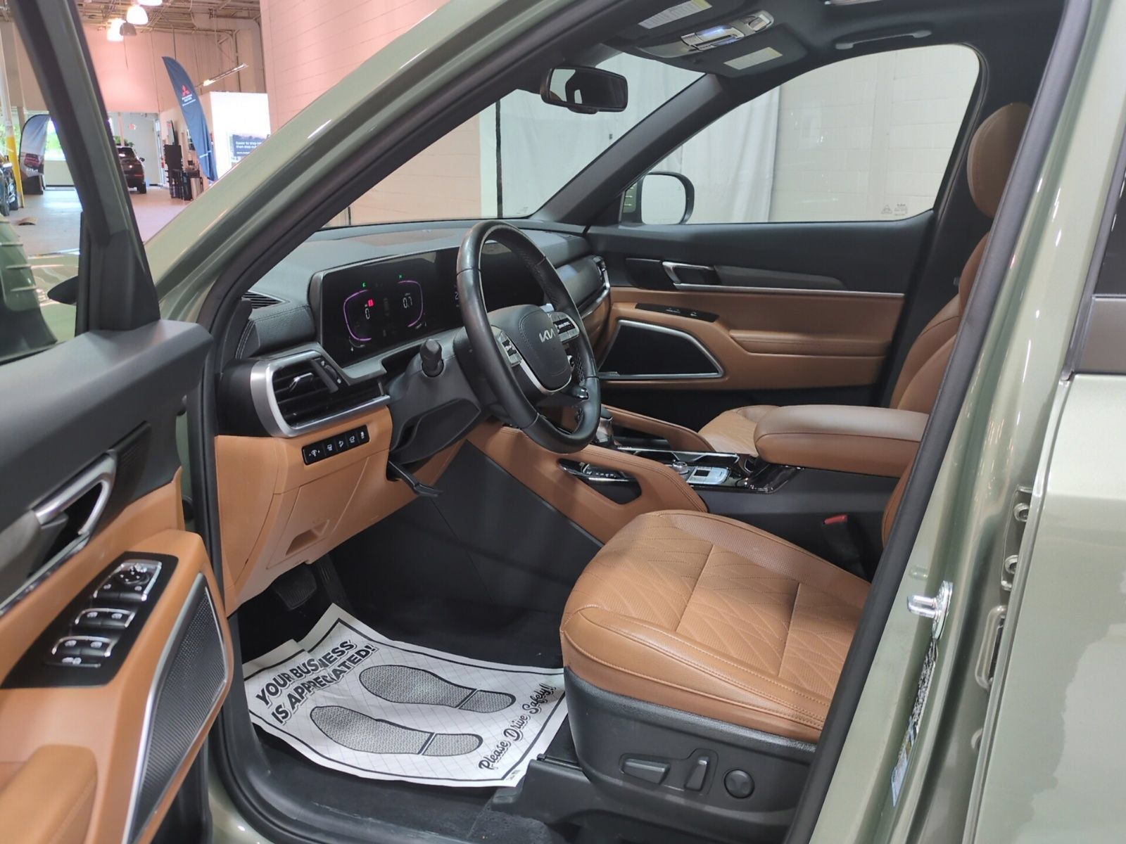 Certified 2024 Kia Telluride EX X-Line AWD/4WD image 18