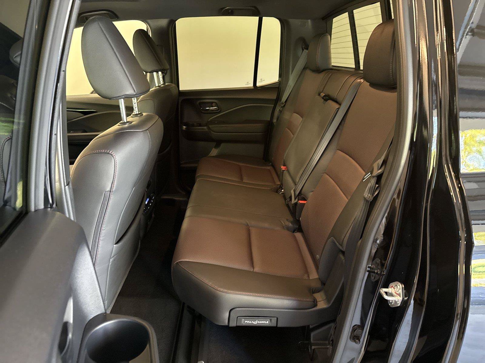 Used 2025 Honda Ridgeline Black Edition image 25