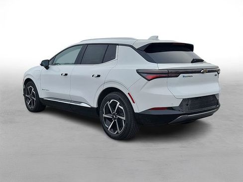 New 2025 Chevrolet Equinox EV LT image 3