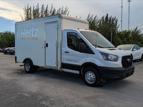 Used 2022 Ford Transit 350 DRW RWD image 11