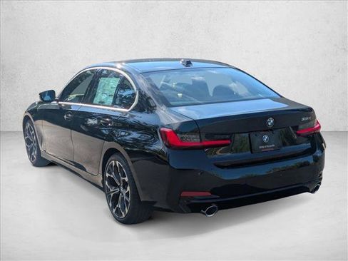 Used 2025 BMW 330i Sedan w/ Premium Package RWD image 8