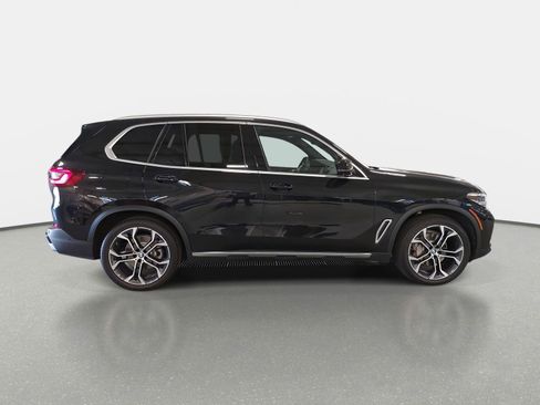 Used 2023 BMW X5 sDrive40i w/ Premium Package image 4