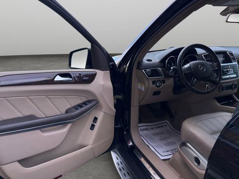 Used 2013 Mercedes-Benz GL 450 4MATIC image 9