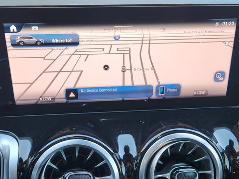 Used 2024 Mercedes-Benz GLB 250 GLB 250 image 17