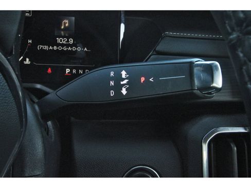 Used 2025 GMC Acadia Elevation w/ Elevation Premium Package FWD image 22