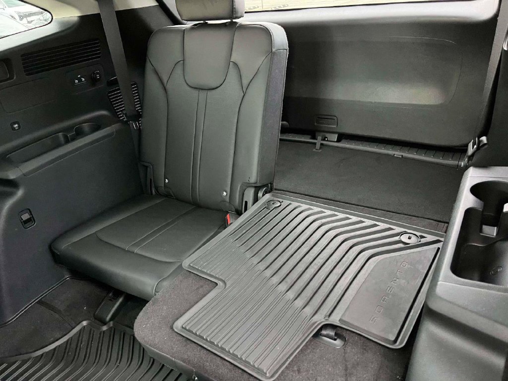 Certified 2026 Kia Sorento X-Line EX AWD/4WD image 8