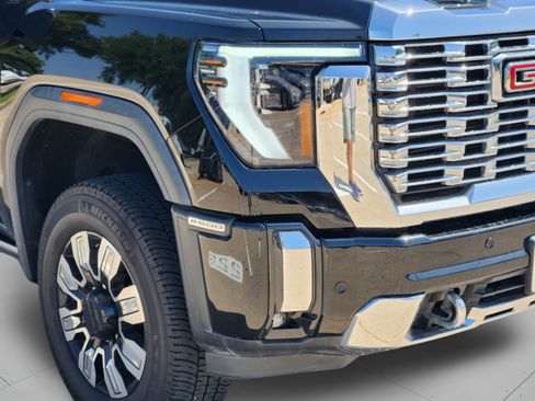 Used 2024 GMC Sierra 2500 Denali w/ Denali Reserve Package AWD/4WD image 33
