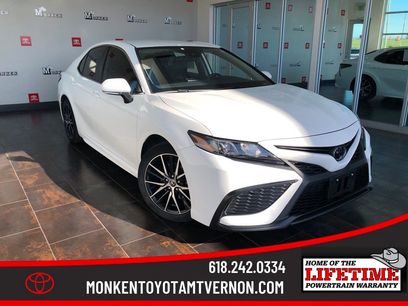 Used 2021 Toyota Camry SE w/ Cold Weather Package