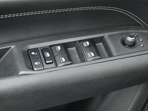 Used 2023 Jeep Compass High Altitude AWD/4WD image 11