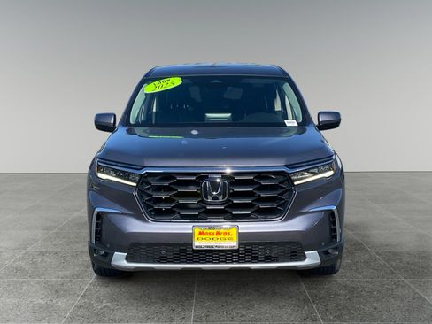 Used 2025 Honda Pilot EX-L image 8