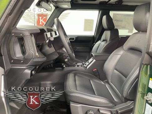 New 2025 Ford Bronco Badlands image 11
