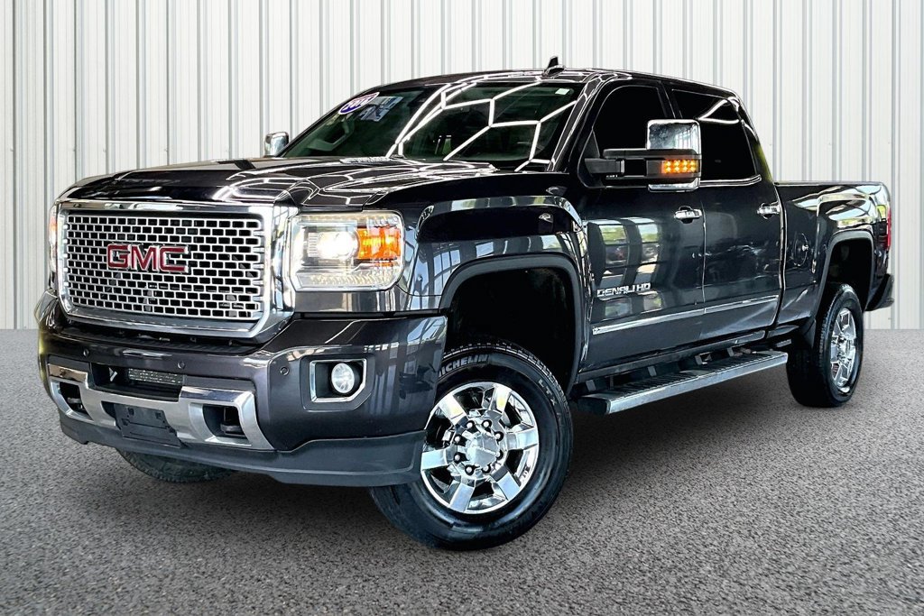 Used 2016 GMC Sierra 3500 Denali AWD/4WD image 3