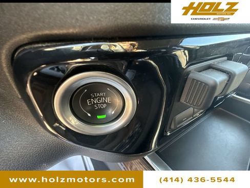 Used 2024 Chevrolet Silverado 1500 RST w/ Convenience Package II AWD/4WD image 16