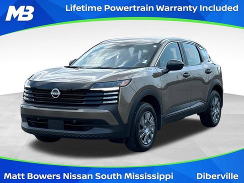 Used 2025 Nissan Kicks S FWD image 1