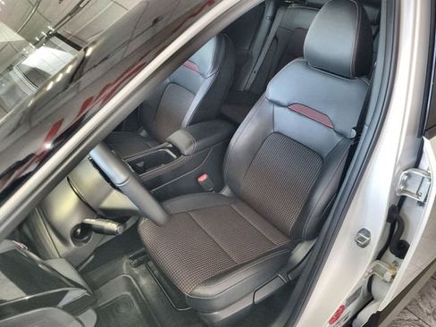 Used 2025 Nissan Kicks SR w/ Interior Electronics Package AWD/4WD image 11
