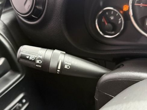 Used 2017 Jeep Wrangler Unlimited Rubicon image 19