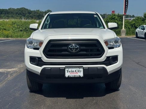 Certified 2023 Toyota Tacoma SR AWD/4WD image 10