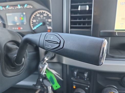New 2025 Ford F350 XL w/ XL Chrome Package image 17