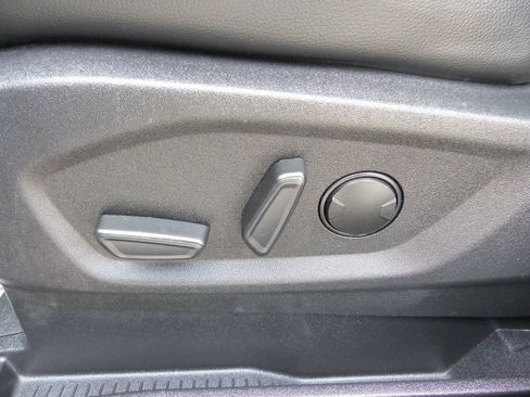 Used 2024 Ford Edge SEL w/ Convenience Package AWD/4WD image 23