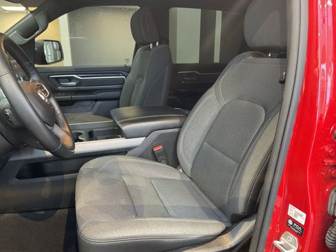 Used 2023 RAM 1500 Big Horn AWD/4WD image 17