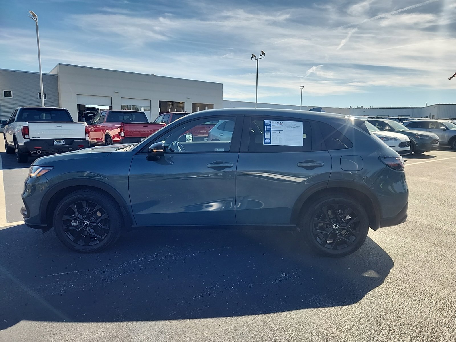 Used 2024 Honda HR-V Sport image 3