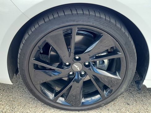 Certified 2023 Genesis G70 2.0T w/ Sport Prestige Package RWD image 11