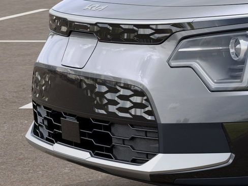 New 2025 Kia Niro Wind w/ Wind Preserve Package image 12