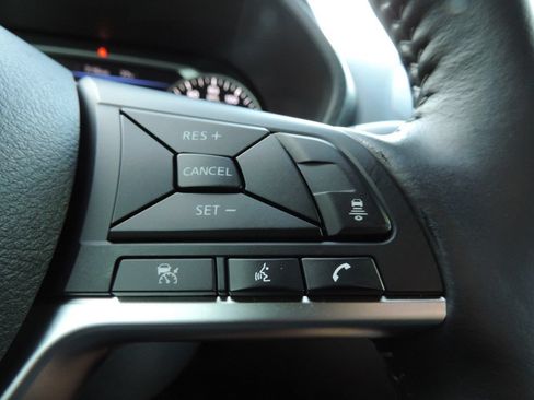 Certified 2025 Nissan Sentra SV w/ All-Weather Package FWD image 25