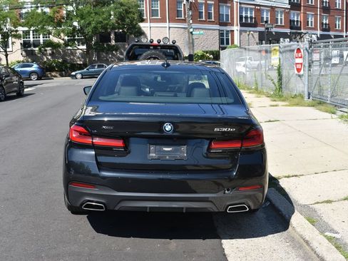 Used 2023 BMW 530e xDrive AWD/4WD image 6