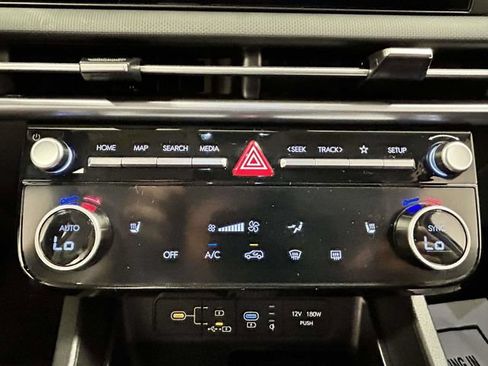Used 2025 Hyundai Tucson SEL AWD/4WD image 22