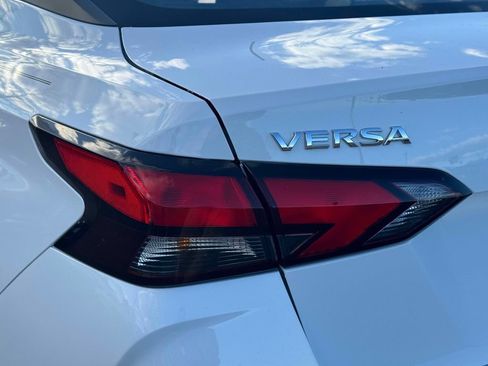Used 2025 Nissan Versa S w/ Trunk Package FWD image 10