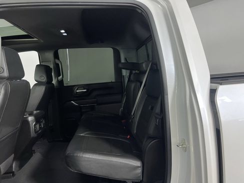 Used 2023 GMC Sierra 3500 Denali w/ Denali Ultimate Package image 27